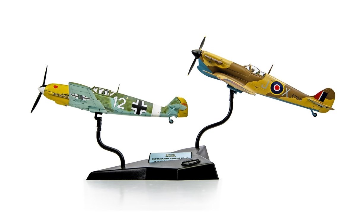 Airfix A50160 Supermarine Spitfire Mk.Vb Messerschmitt Bf109E Dogfight Double Gift Set 1:72 - Phillips Hobbies