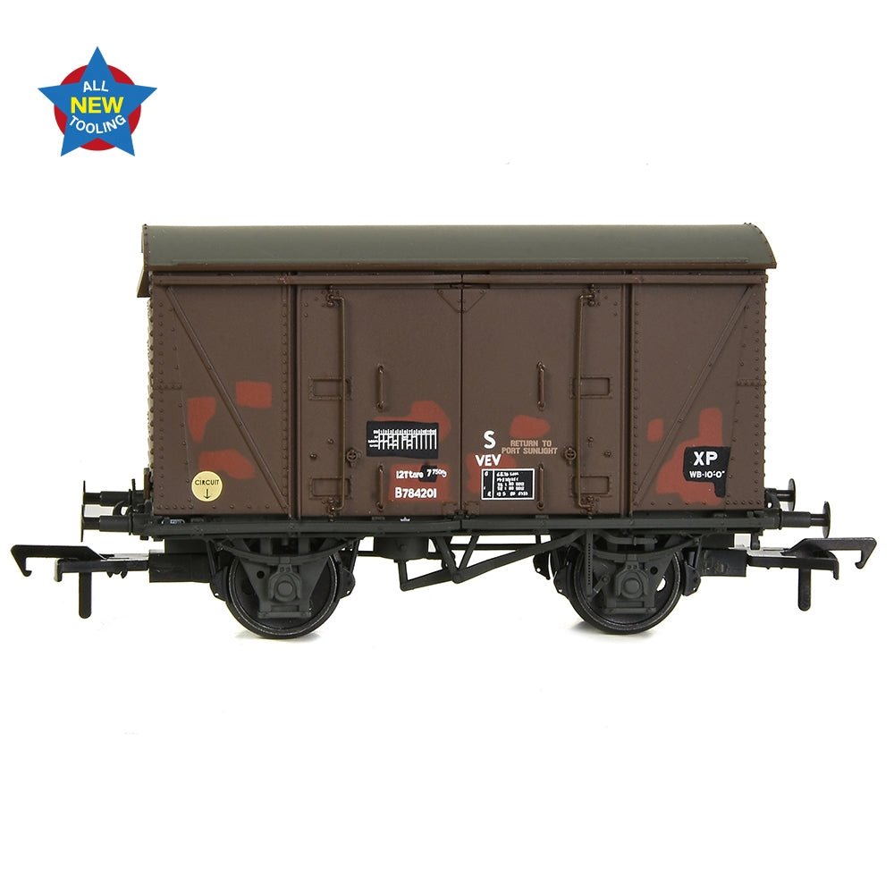 Bachmann 38 - 873 BR 12T 'Vanwide' Ventilated Van BR Bauxite (TOPS) [W] - OO Gauge - Phillips Hobbies