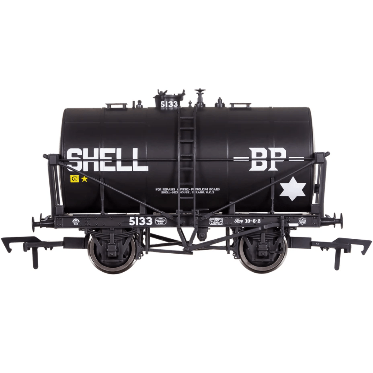 Dapol 4F - 059 - 003 14T Tank Wagon Class B Shell - BP Black 5133 - OO Gauge - Phillips Hobbies