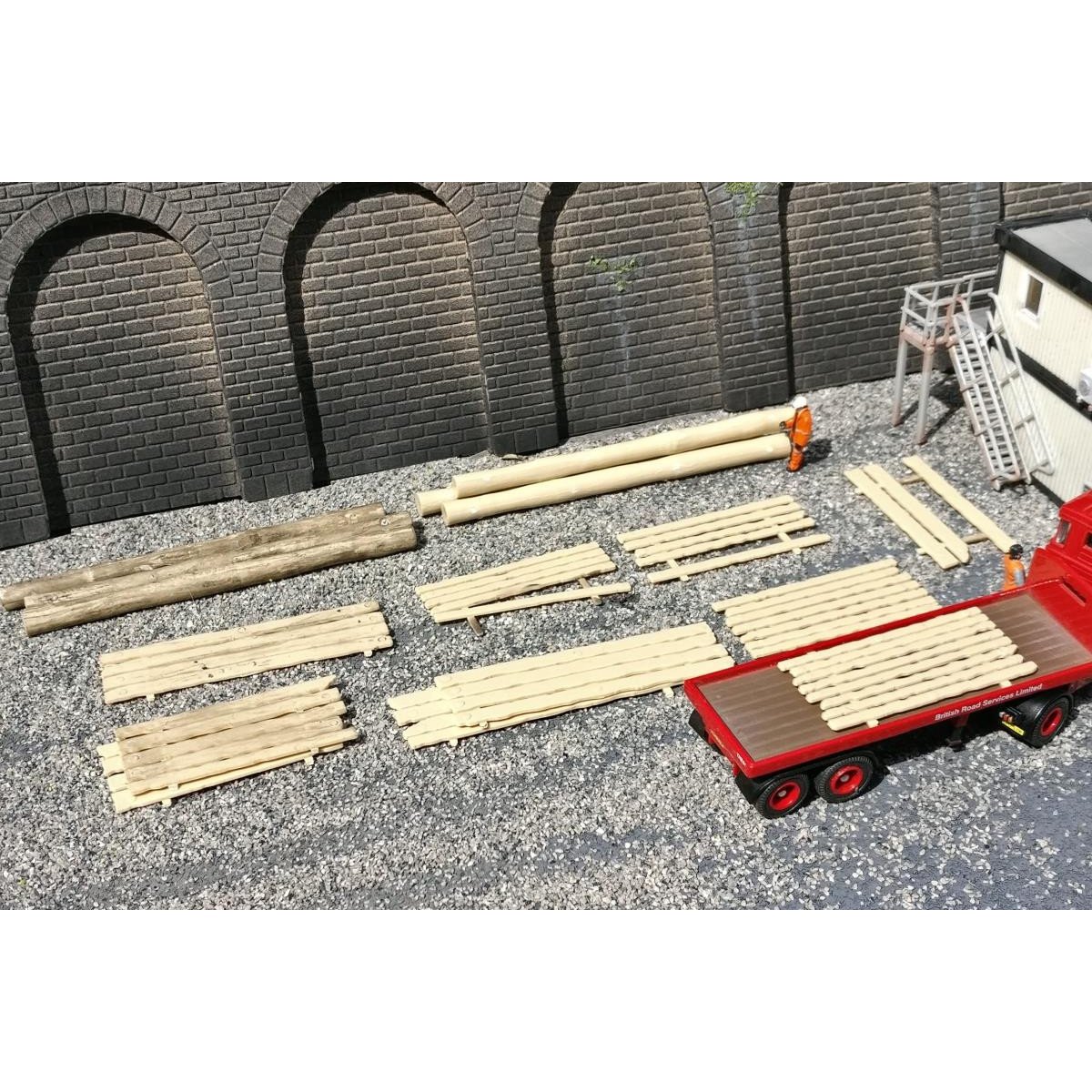 Gaugemaster Assorted Timber Set - OO Gauge - Phillips Hobbies