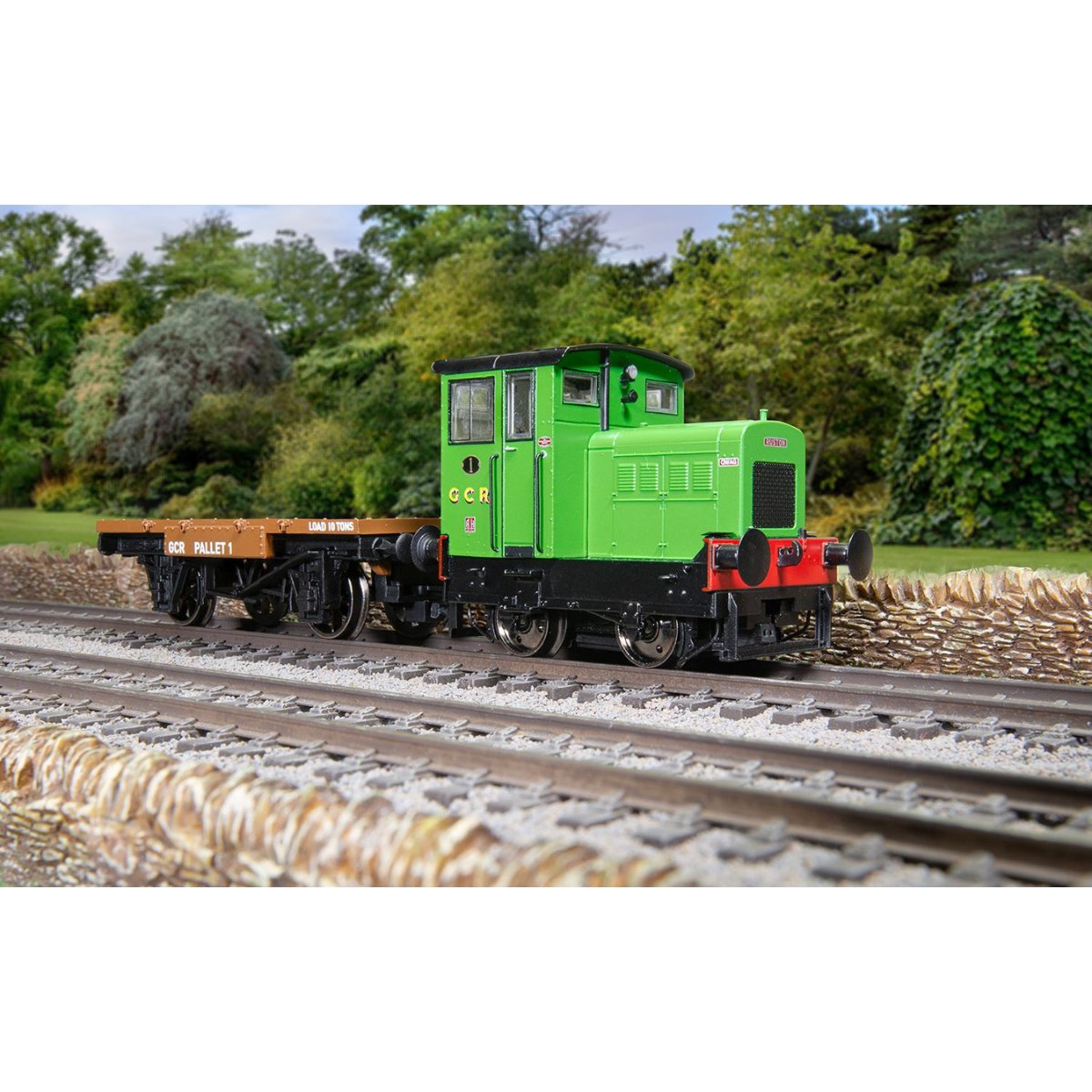 Hornby R30012 GCR(N), Ruston & Hornsby 48DS, 0 - 4 - 0, No.1 'Qwag' - OO Gauge - Phillips Hobbies