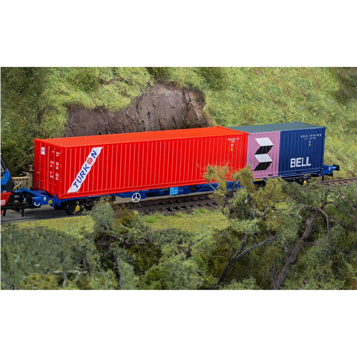 Hornby R60224 Touax, KFA Container Wagon with 2 Containers - OO Gauge ...