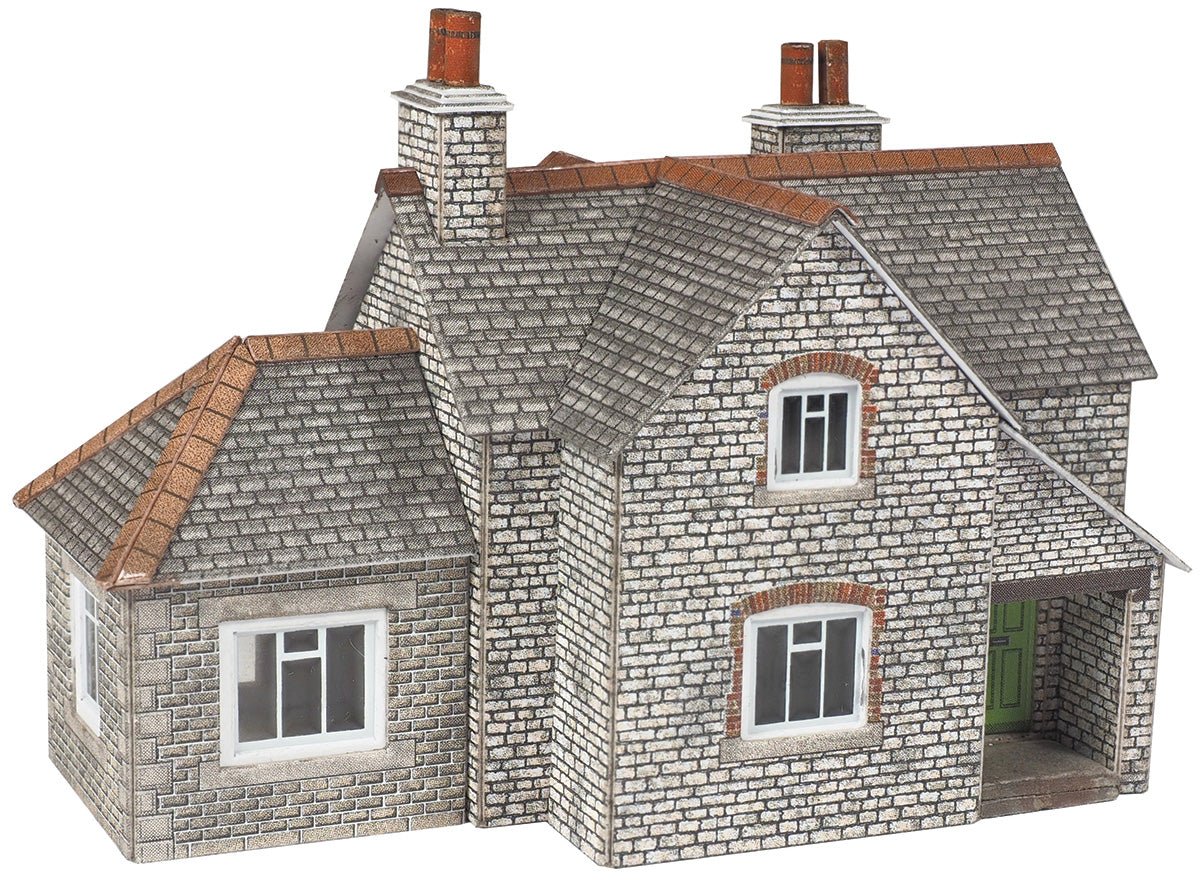 Metcalfe PN157 Grange House Card Kit - N Gauge - Phillips Hobbies