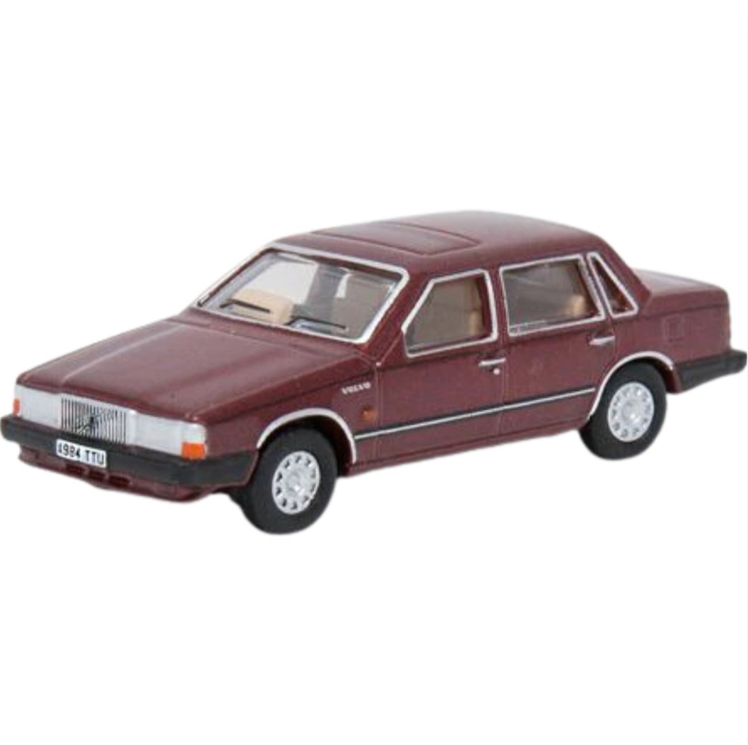 Oxford Diecast 76VO002 Volvo 760 Red Wood Metallic - 1:76 Scale - Phillips Hobbies